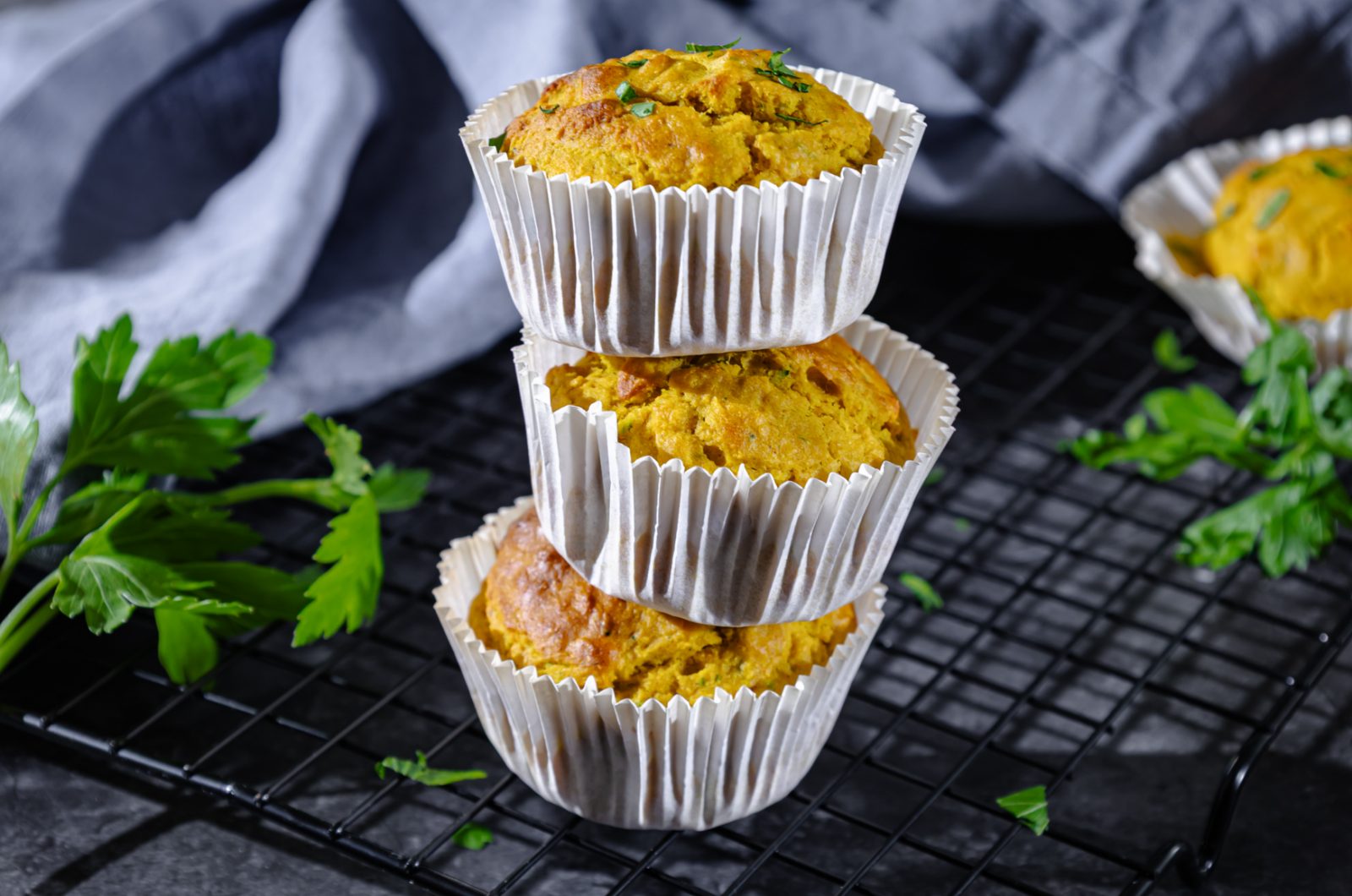 Vegane Gemüsemuffins mit Karotten und Zucchini