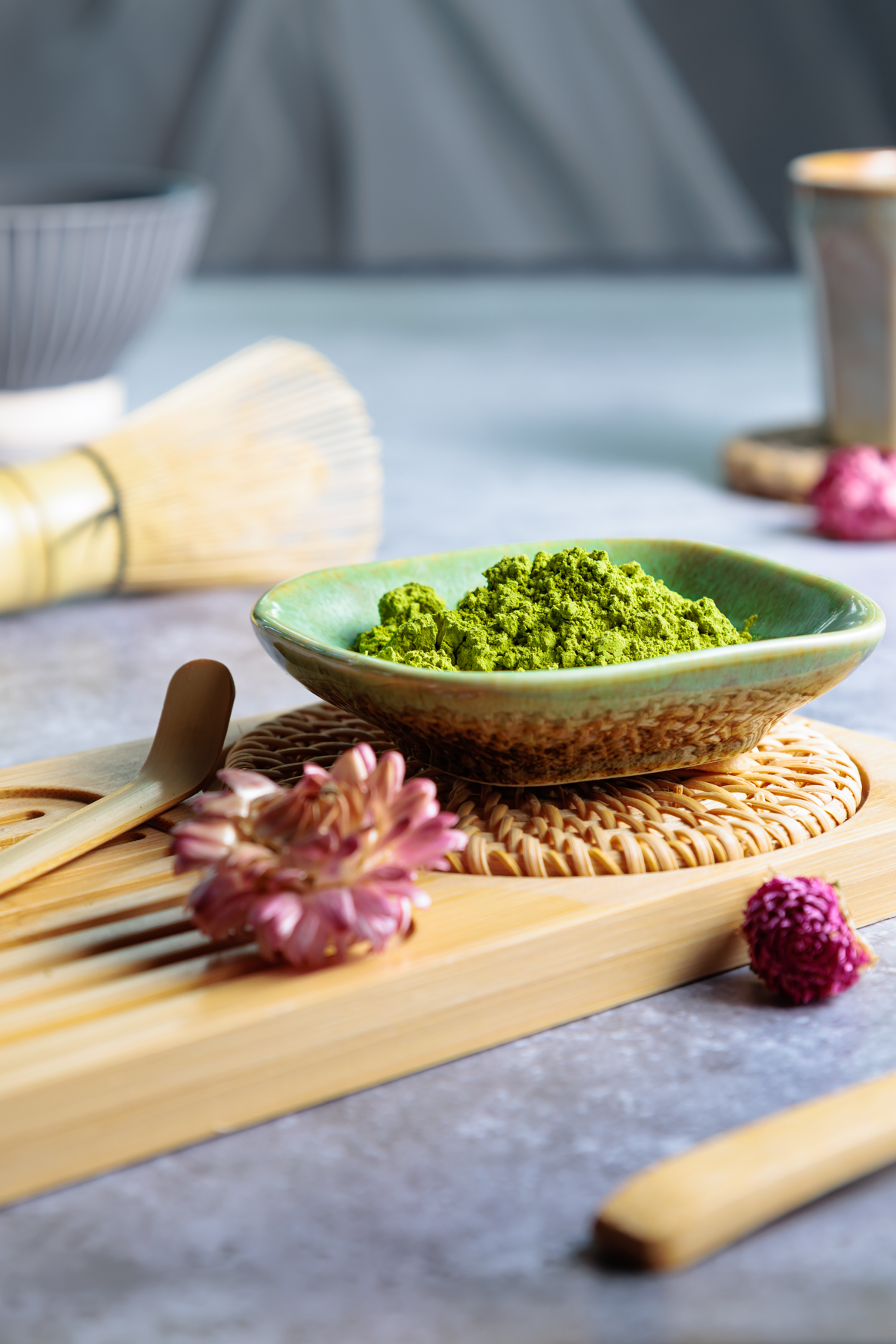 Matcha-Pulver in Schale
