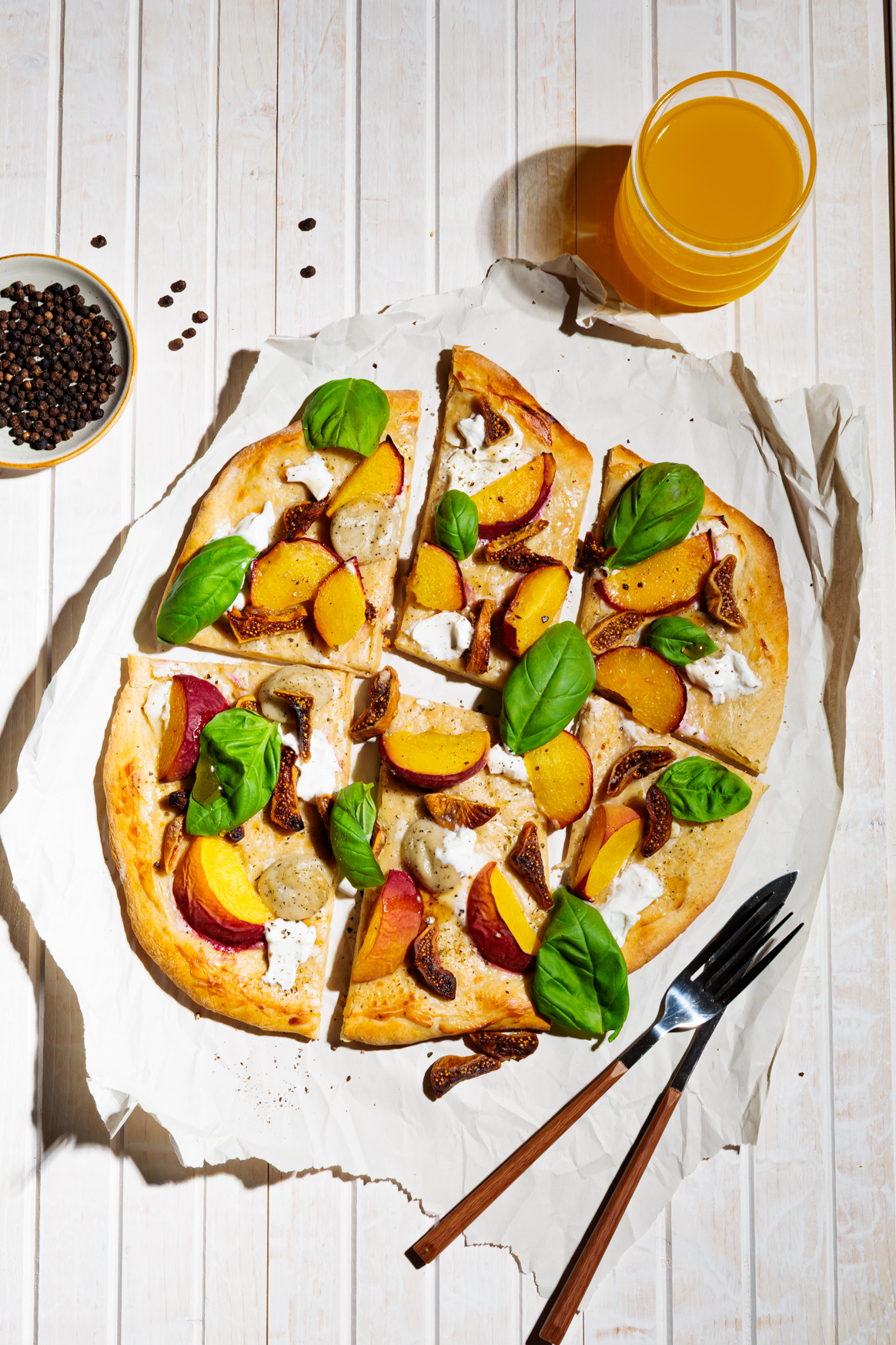 Pfirsich-Feigen-Pizza